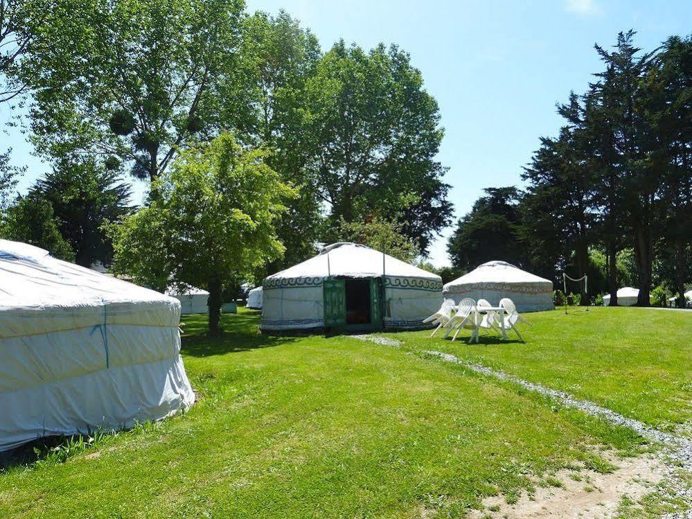 Mer Et Yourtes Hotel Henvic Exterior foto